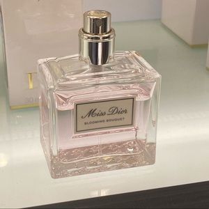 Meet your Posher, Savannah